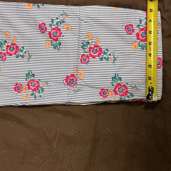 Floral  Cotton Pajamas with pockets and elastic waist band - Picture 7 of 11